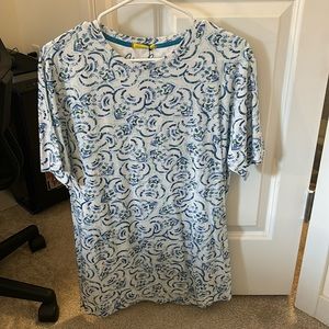Robert Graham Tee shirt